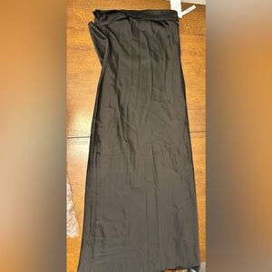Elegant Black Strapless Dress for Women